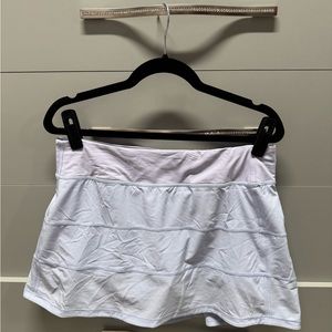 Lululemon Pace Rival size 10 Lilac skirt